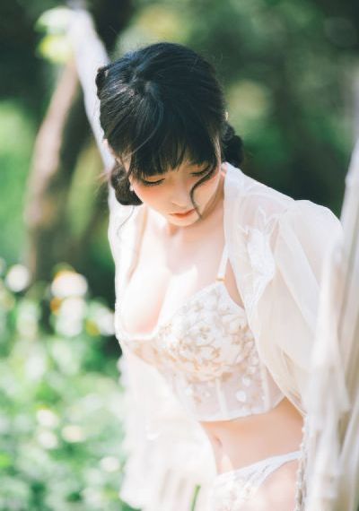 放荡的女教师系列-迅雷会员午夜激情
