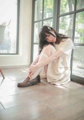 依依成人精品视频-清晰版完整无删减版